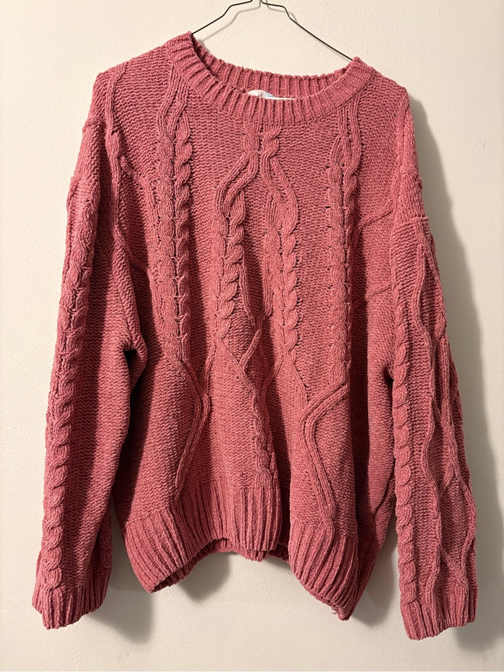 Cozy Cable Knit Crewneck Sweater - Dusty Rose